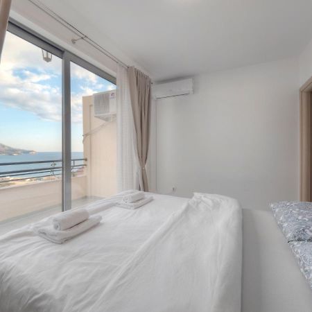 Sea View Two Bedroom Family Apartment With Pool - Sunset Ivanovici Becici  Bagian luar foto