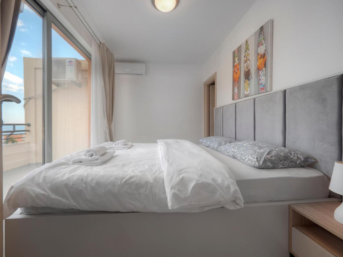 Sea View Two Bedroom Family Apartment With Pool - Sunset Ivanovici Becici  Bagian luar foto
