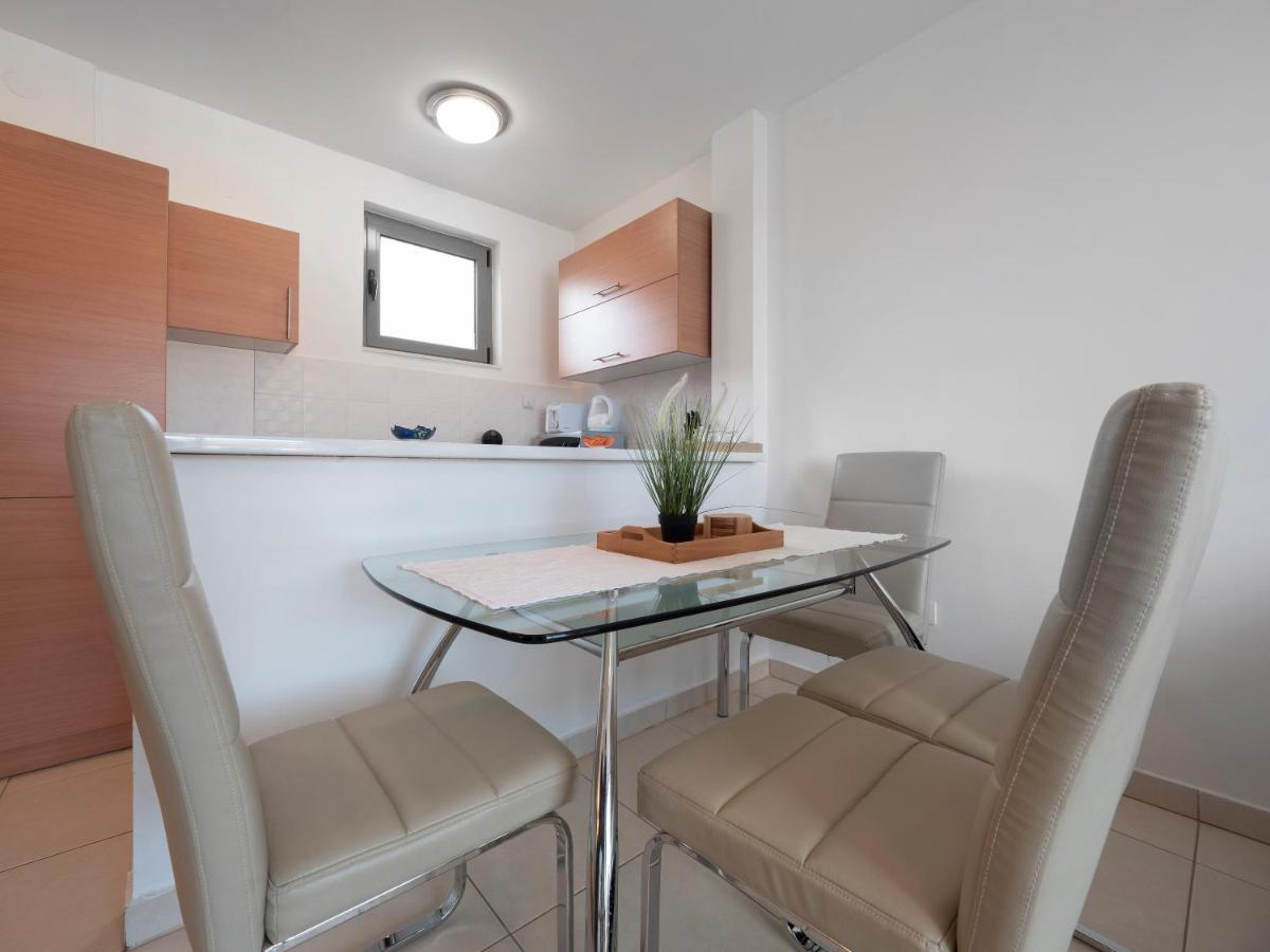 Sea View Two Bedroom Family Apartment With Pool - Sunset Ivanovici Becici  Bagian luar foto